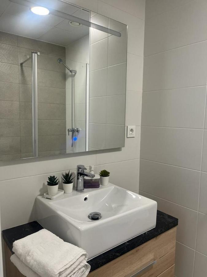 Love Rent4 Malaga Loft Zewnętrze zdjęcie